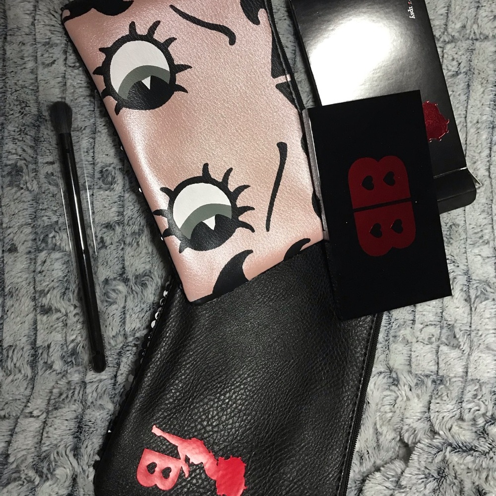 Betty Boop makeup set